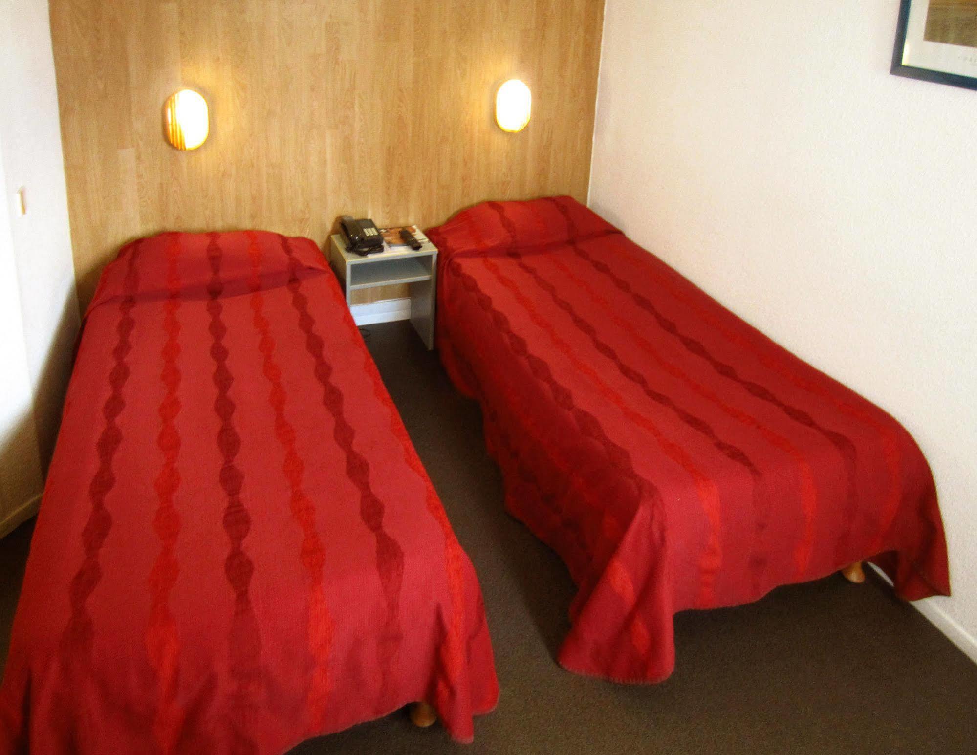 Hotel Noctuel Blois Sud サン・ジェルヴェ・ラ・フォレ エクステリア 写真
